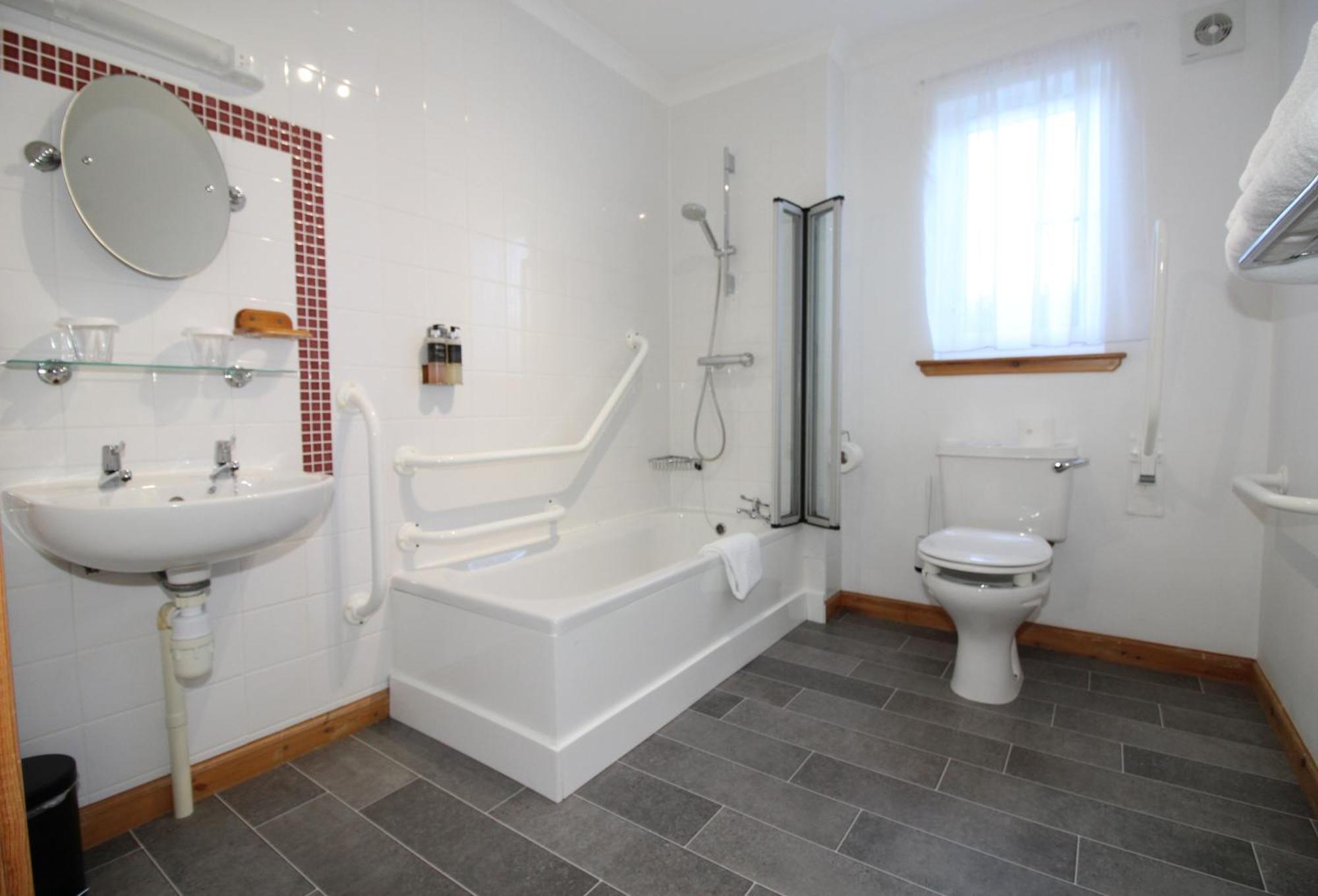 Temple View Hotel Carinish Экстерьер фото